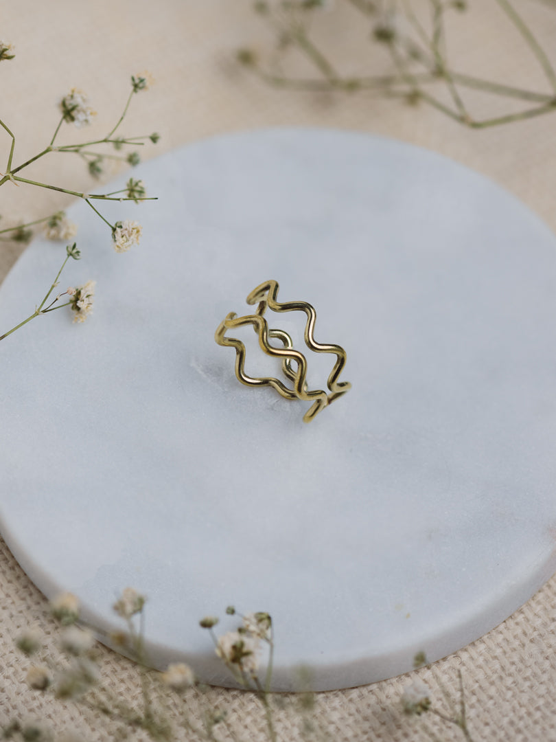 Double Wave Ring