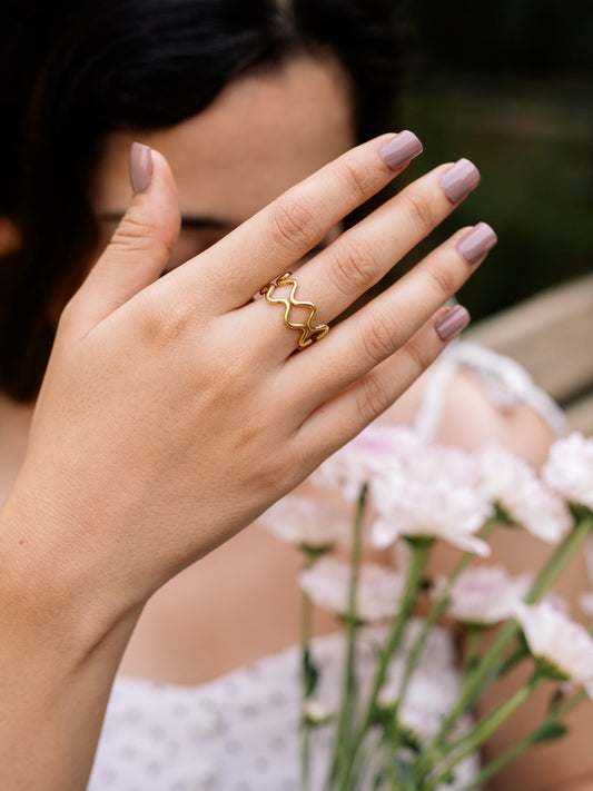 Double Wave Ring